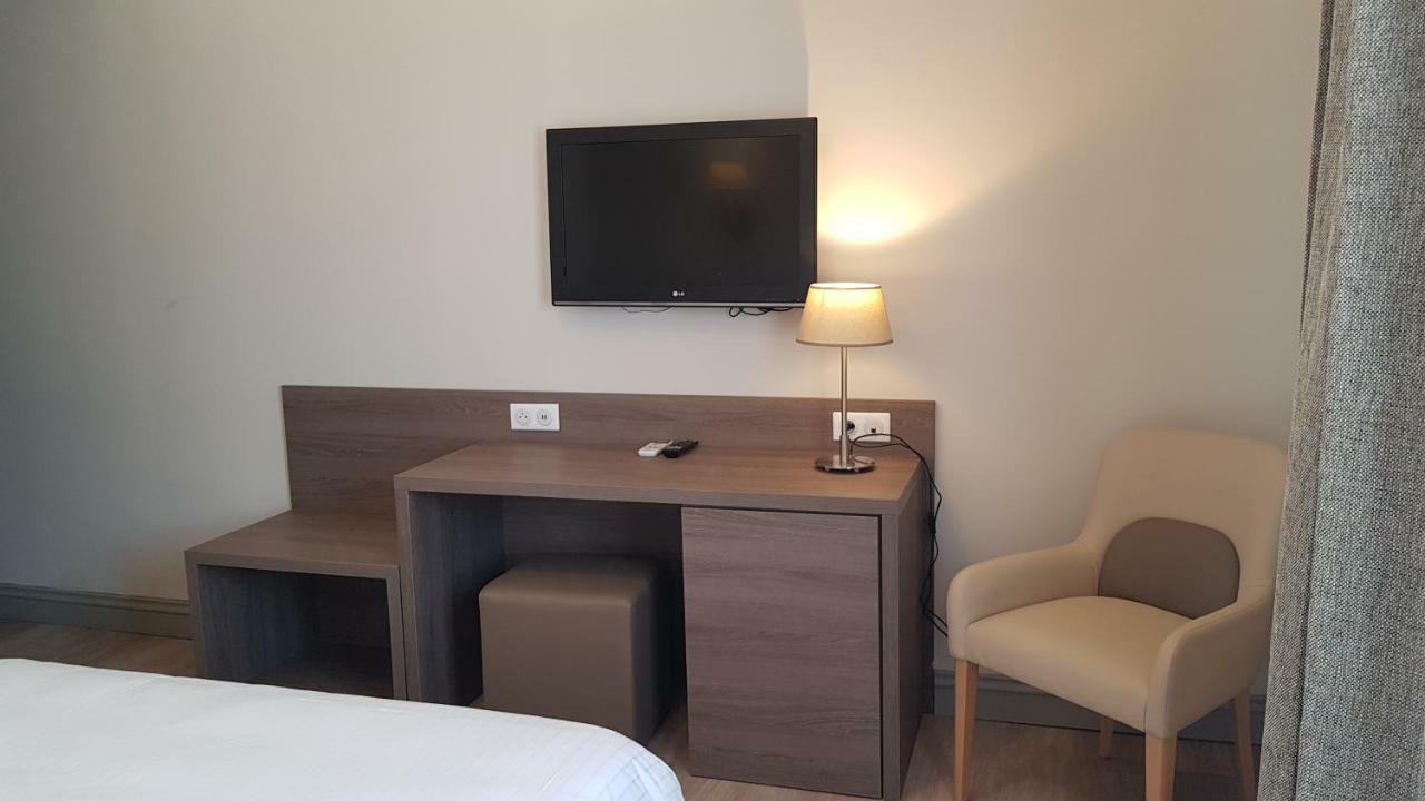 Hotel Berneron Vallon-Pont-d'Arc Ngoại thất bức ảnh